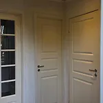 Centrally Located Townhouse In Quiet Surroundings אסביירג