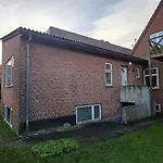Centrally Located Townhouse In Quiet Surroundings Holiday home
