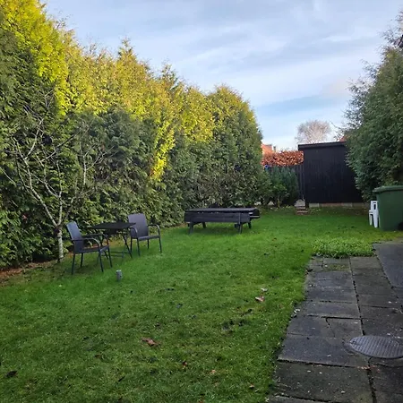 Feriehus Centrally Located Townhouse In Quiet Surroundings Esbjerg