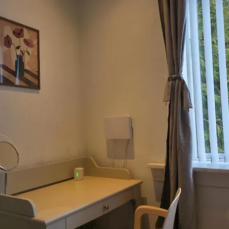 Holiday home Centrally Located Townhouse In Quiet Surroundings